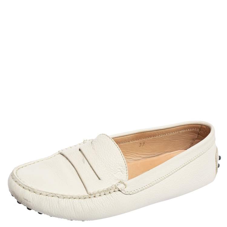 Pre Owned Tod's White Leather Gommino Driver Loafers Size 37