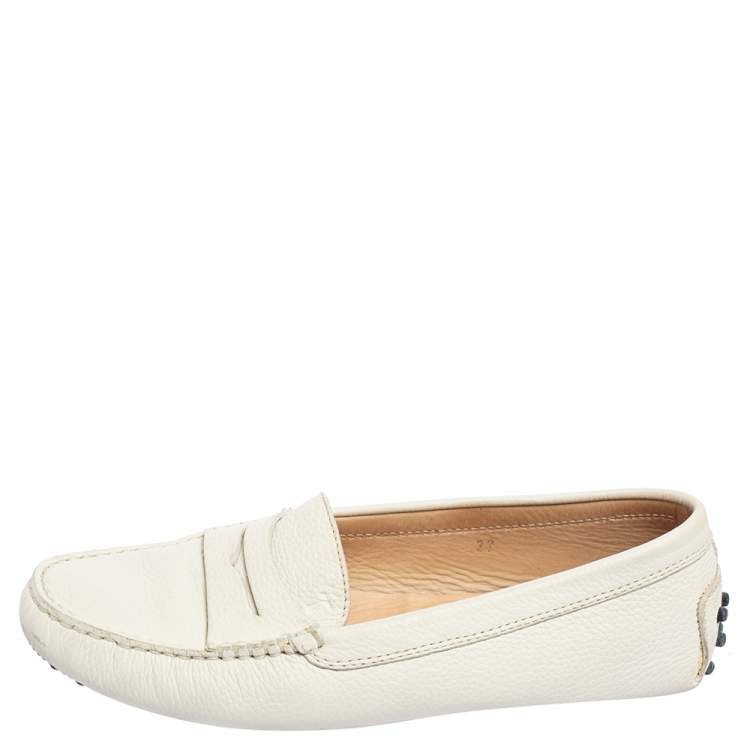 Pre Owned Tod's White Leather Gommino Driver Loafers Size 37