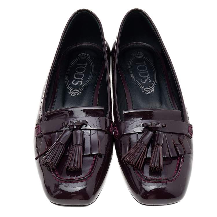 Pre Owned Tod's Burgundy Patent Leather Fringe Slip On Loafers Size 37.5