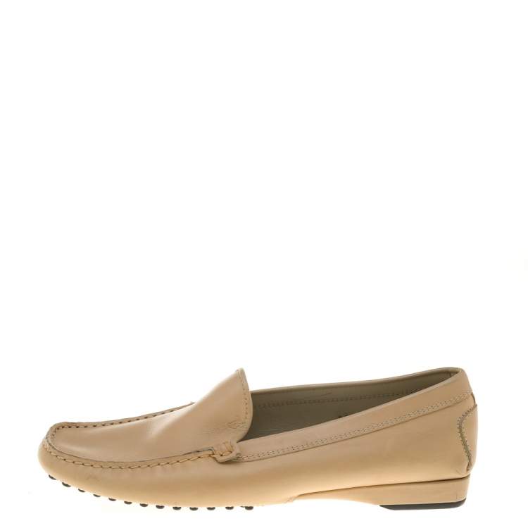 Pre Owned Tod's Beige Leather Slip On Loafers Size 38.5
