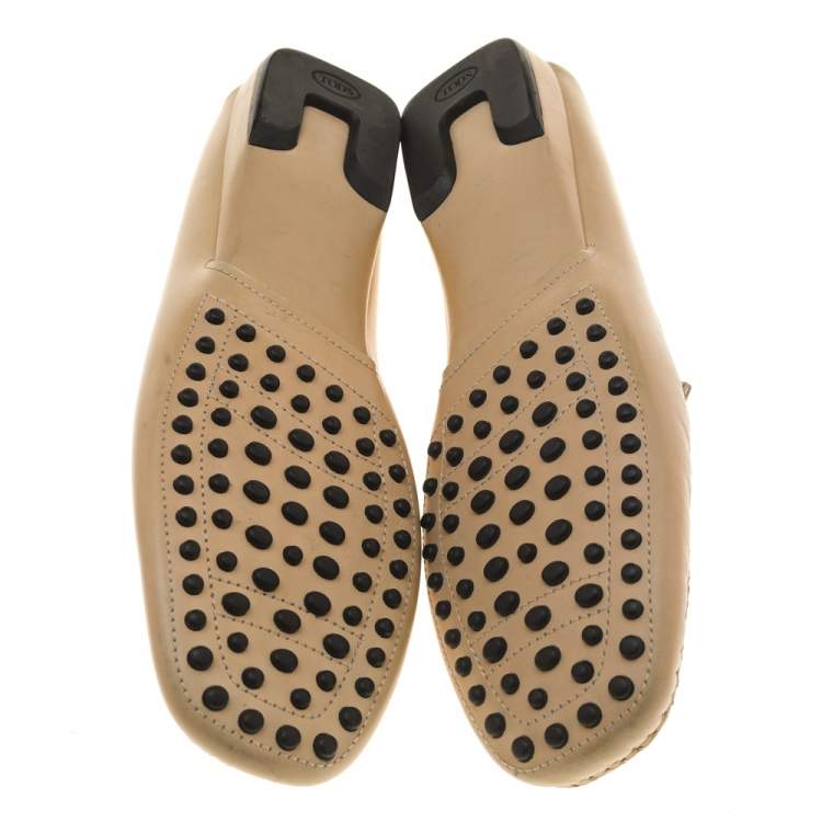 Pre Owned Tod's Beige Leather Slip On Loafers Size 38.5
