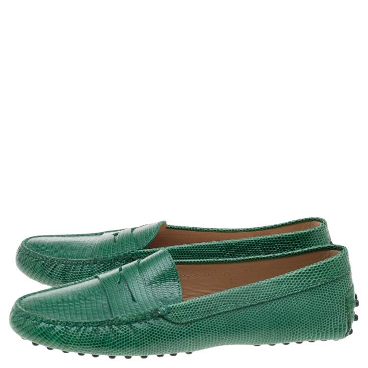 Pre Owned Tod's Green Lizard Embossed Leather Gommino Slip On Loafers Size 38