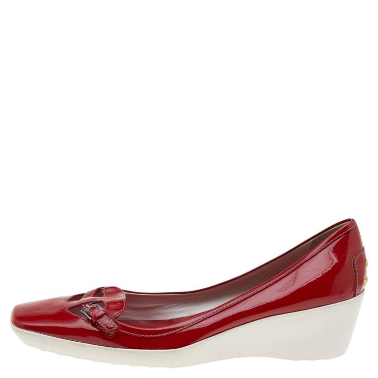 Pre Owned Tod's Red Patent Leather Pumps Size 41