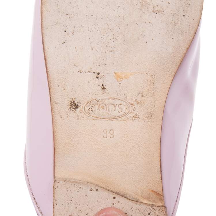 Pre Owned Tod's  Beige Patent Leather Double T Buckle Flat Mules Size 39
