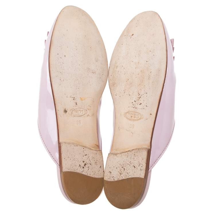 Pre Owned Tod's  Beige Patent Leather Double T Buckle Flat Mules Size 39