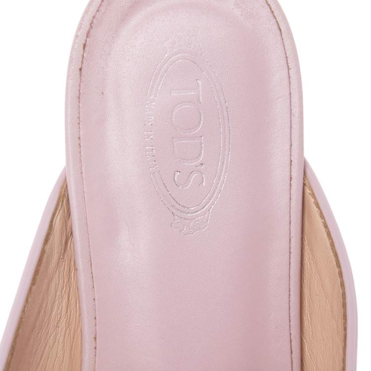 Pre Owned Tod's  Beige Patent Leather Double T Buckle Flat Mules Size 39