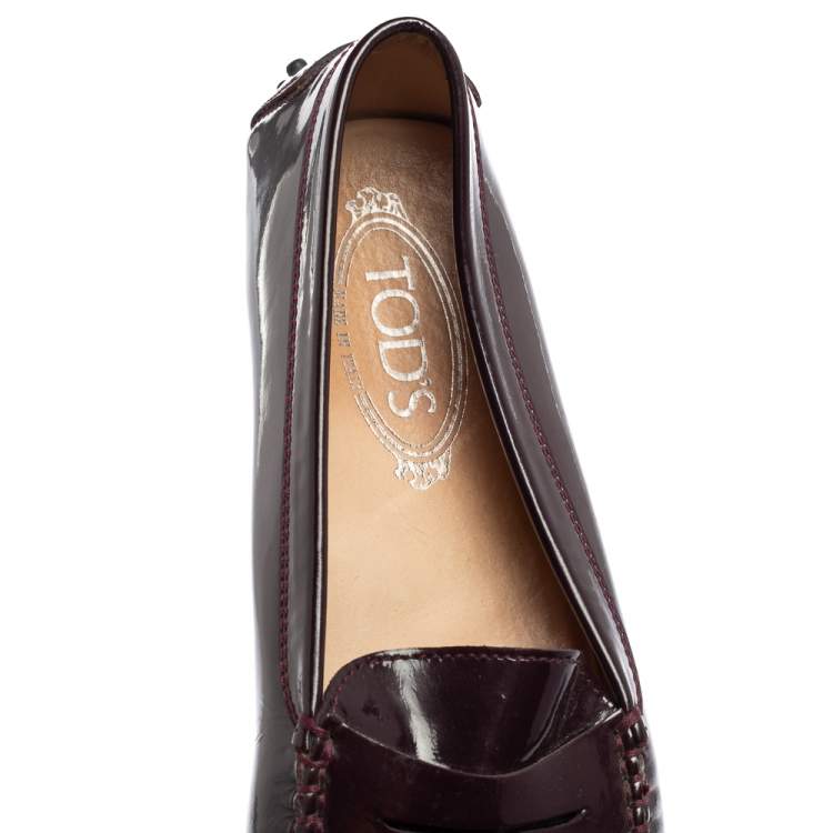 Pre Owned Tod's Burgundy Patent Leather Penny Loafers  Size 39.5