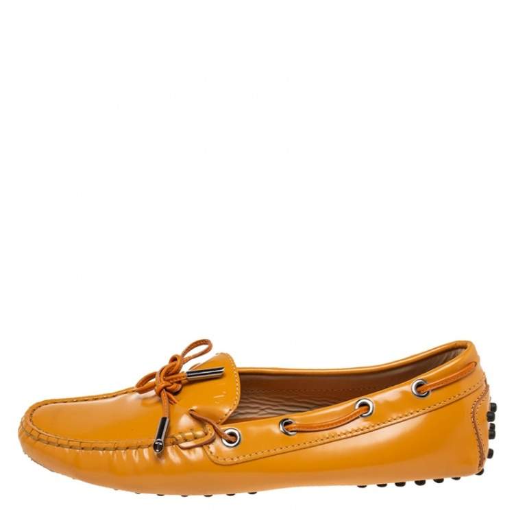 Pre Owned Tod's Light Brown Patent Leather Bow  Loafers  Size 35.5