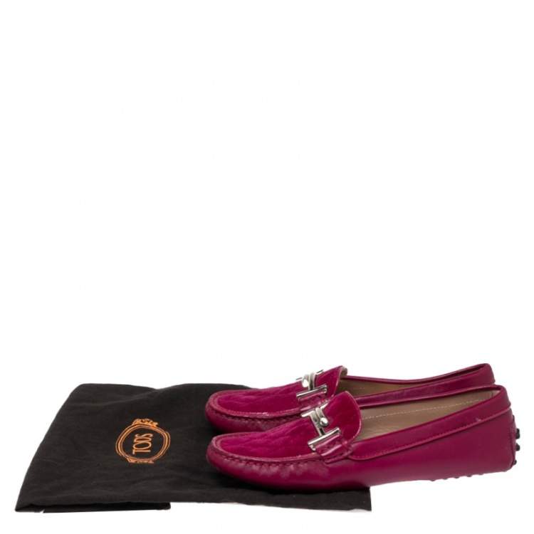 Pre Owned Tod's Magenta Quilted Suede and Leather Double T Buckle Loafers Size 36