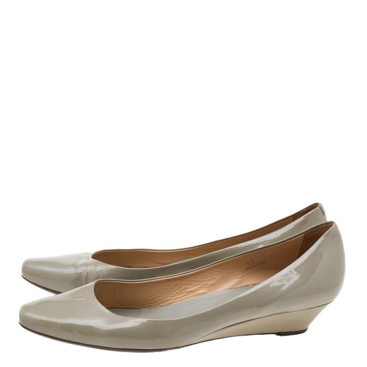 Pre Owned Tod's Grey Patent Leather Wedge Pumps Size 41