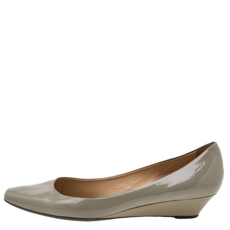 Pre Owned Tod's Grey Patent Leather Wedge Pumps Size 41