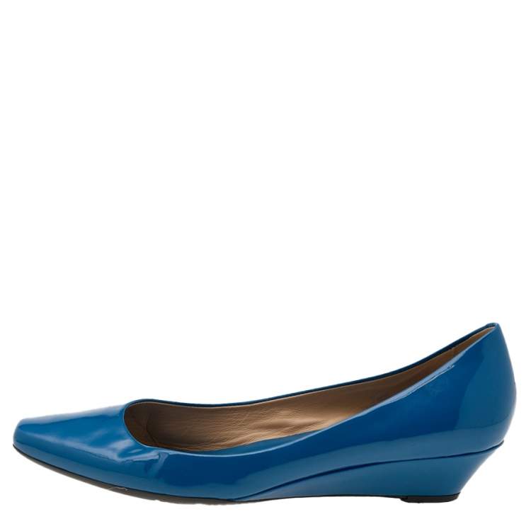 Pre Owned Tod's Blue Patent Leather Wedge Pumps Size 38.5