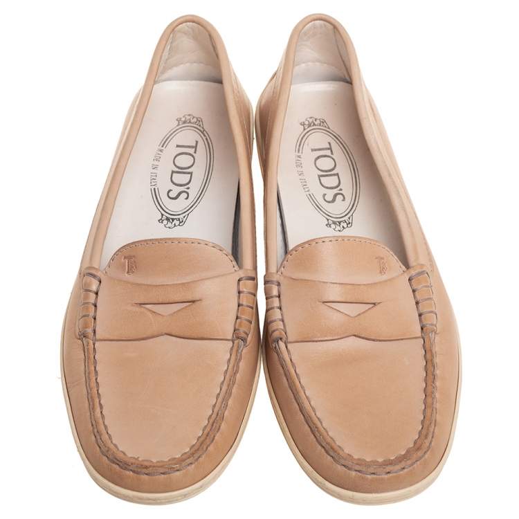 مملوكة مسبقًا Tod's Beige Leather Penny Loafers Size 38