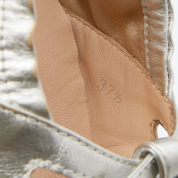 Pre Owned Tod's Metallic Silver Leather Scrunch Ballet Flats Size 37.5