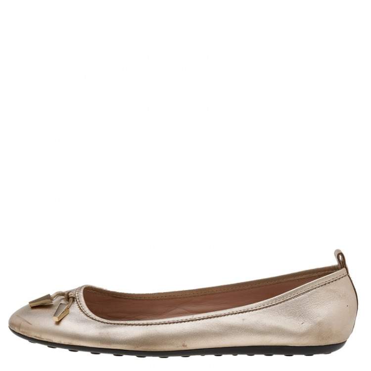 Pre Owned Tod's Gold Leather Tassel Ballet Flats Size 38