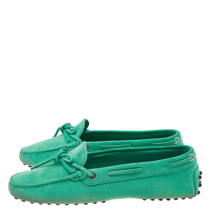 Pre Owned Tod's Green Suede Bow Slip On Loafers Size 38