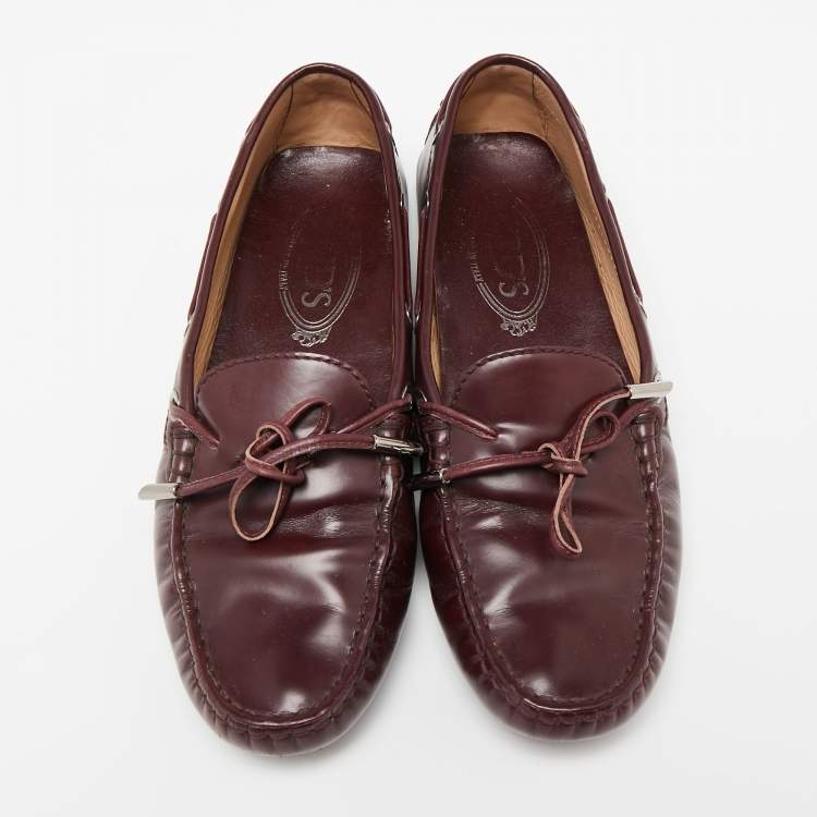 Pre Owned Tod's Burgundy Leather Bow Slip-On Loafers Size 37.5