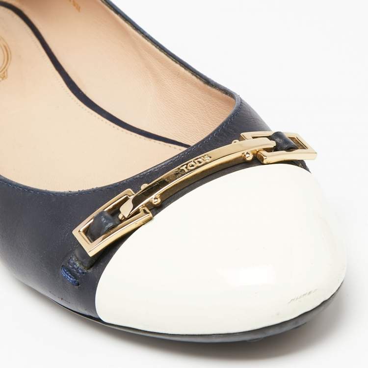 Pre Owned Tod's  Navy Blue/Cream Patent And Leather Ballet Flats Size 39
