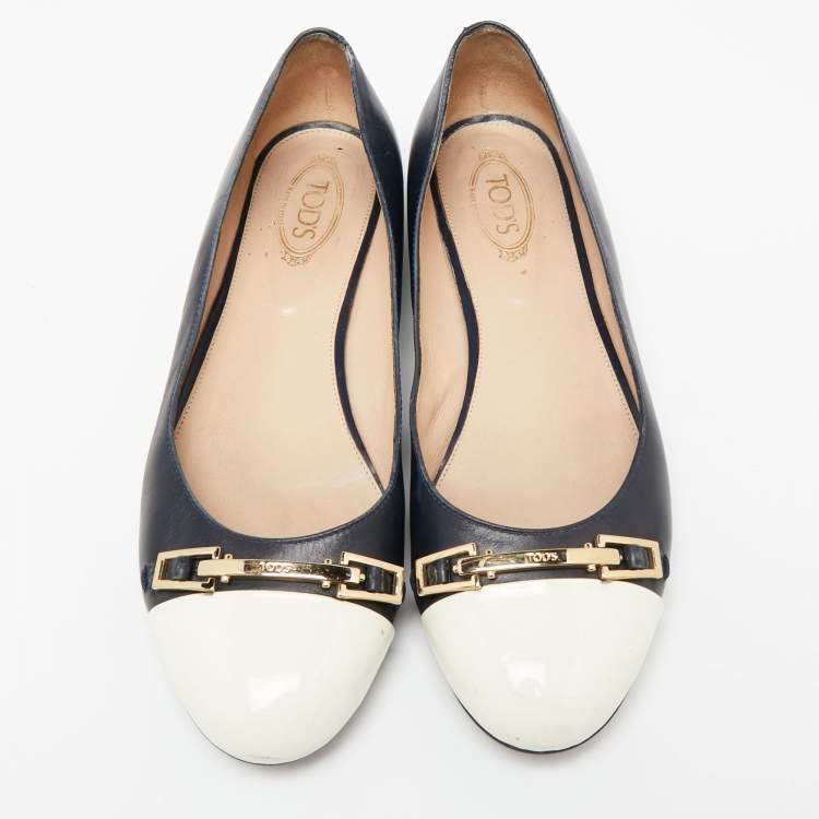 Pre Owned Tod's  Navy Blue/Cream Patent And Leather Ballet Flats Size 39