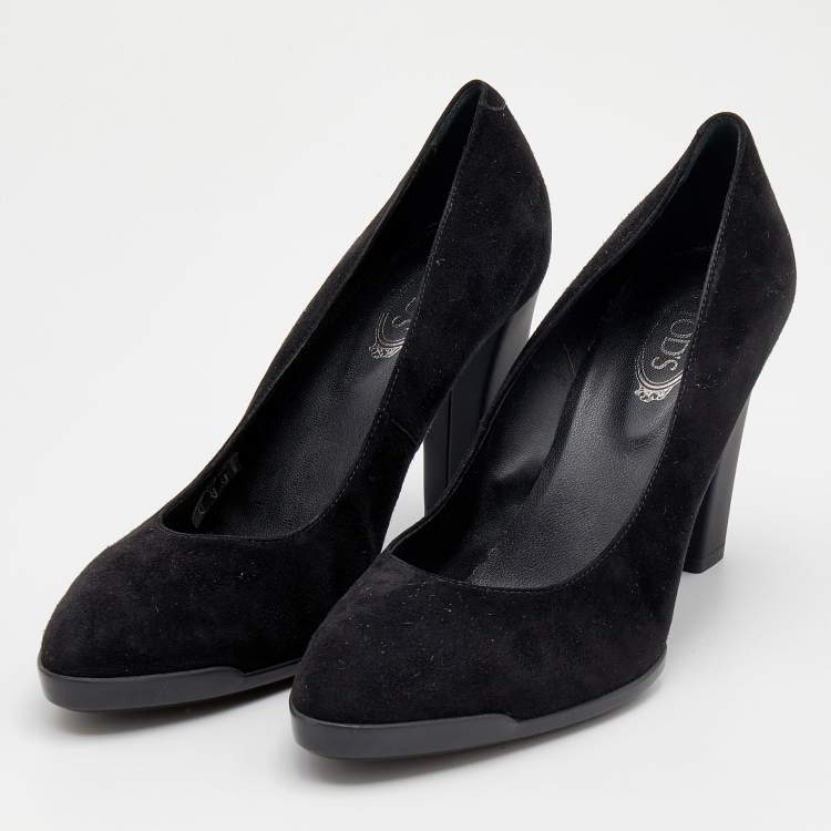 Tod's black suede 2025 block heel pumps