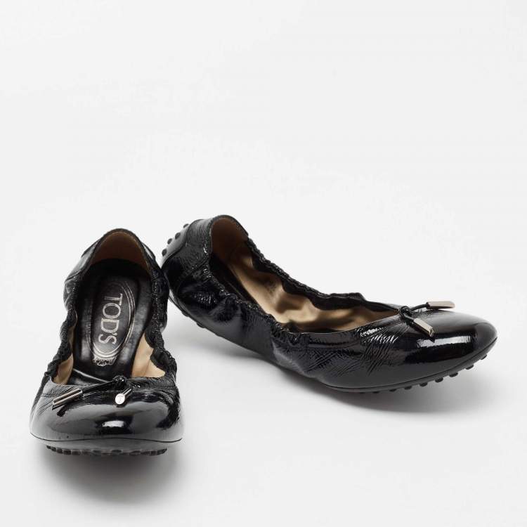 Pre Owned Tod's Black Patent Leather Dee Scrunch Ballet Flats Size 39.5