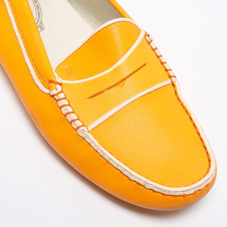 مملوكة مسبقًا Tod's Orange Leather Penny Slip On Loafers Size 39.5