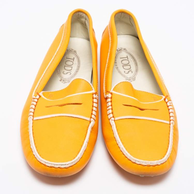 مملوكة مسبقًا Tod's Orange Leather Penny Slip On Loafers Size 39.5