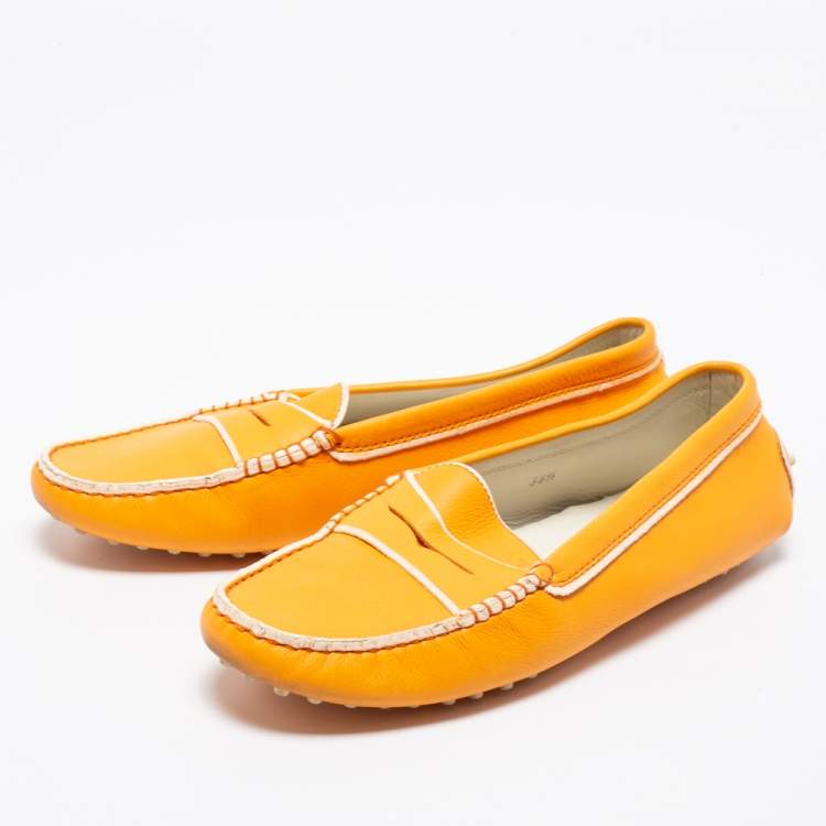 مملوكة مسبقًا Tod's Orange Leather Penny Slip On Loafers Size 39.5