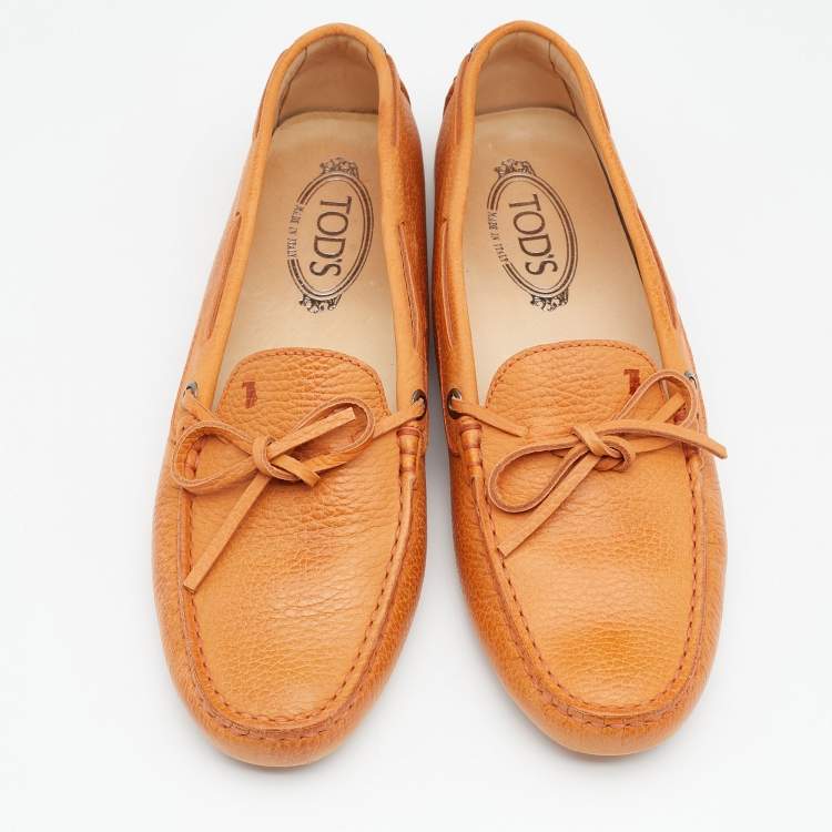 مملوكة مسبقًا Tod's Tan Leather Bow Driver Loafers Size 40