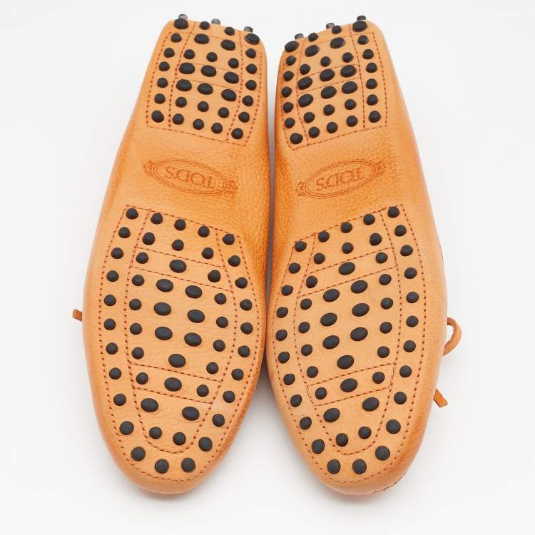 مملوكة مسبقًا Tod's Tan Leather Bow Driver Loafers Size 40