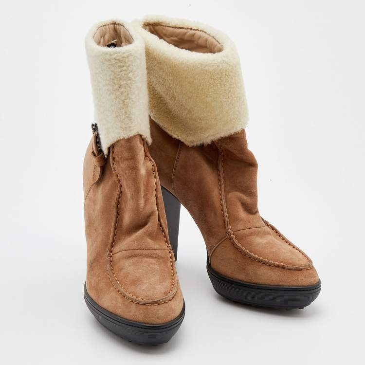 Pre Owned Tod's Beige Suede And Lamb Fur Buckle Platform Ankle Boots Size 38