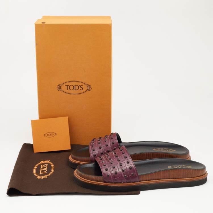 Pre Owned Tod's Burgundy Croc Embossed Leather Studded Flat Slides Size 38
