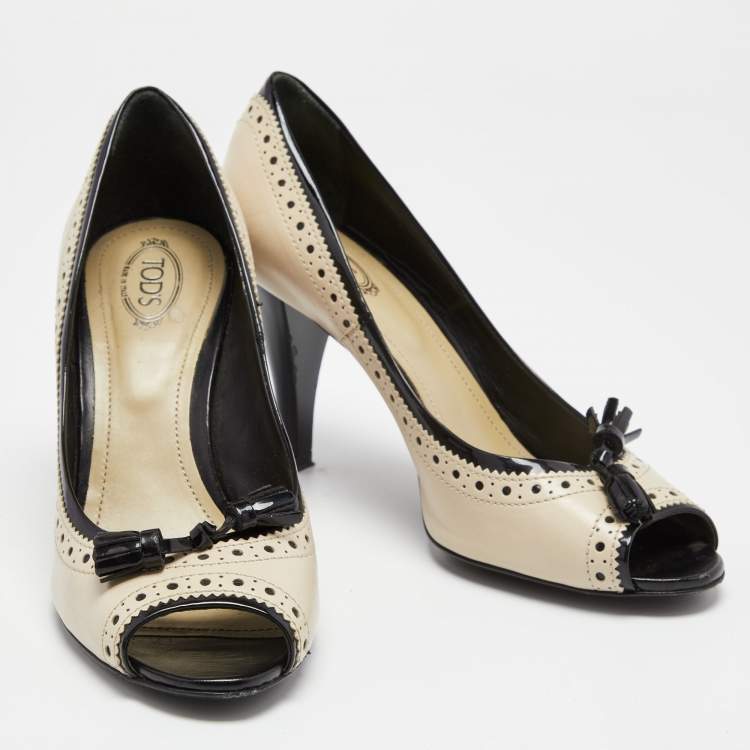 Pre Owned Tod's Black/Beige Brogue Leather and Patent Leather Tassel Peep Toe Pumps Size 37