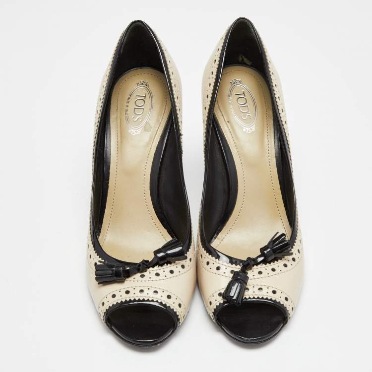 Pre Owned Tod's Black/Beige Brogue Leather and Patent Leather Tassel Peep Toe Pumps Size 37
