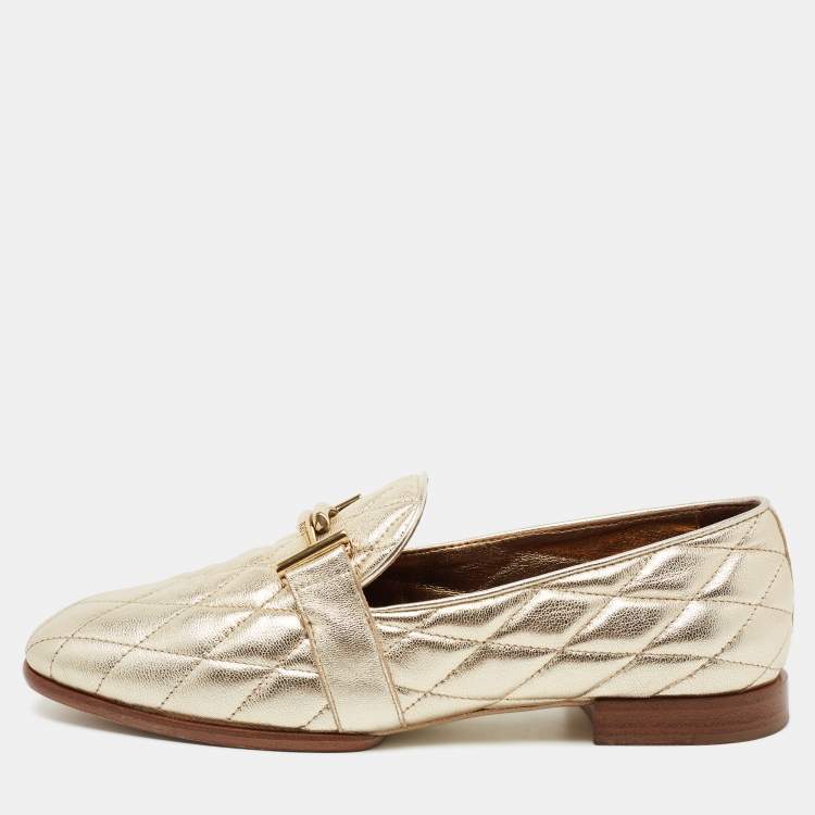مملوكة مسبقًا Tod's Metallic Gold Quilted Leather Double T Loafers Size 37