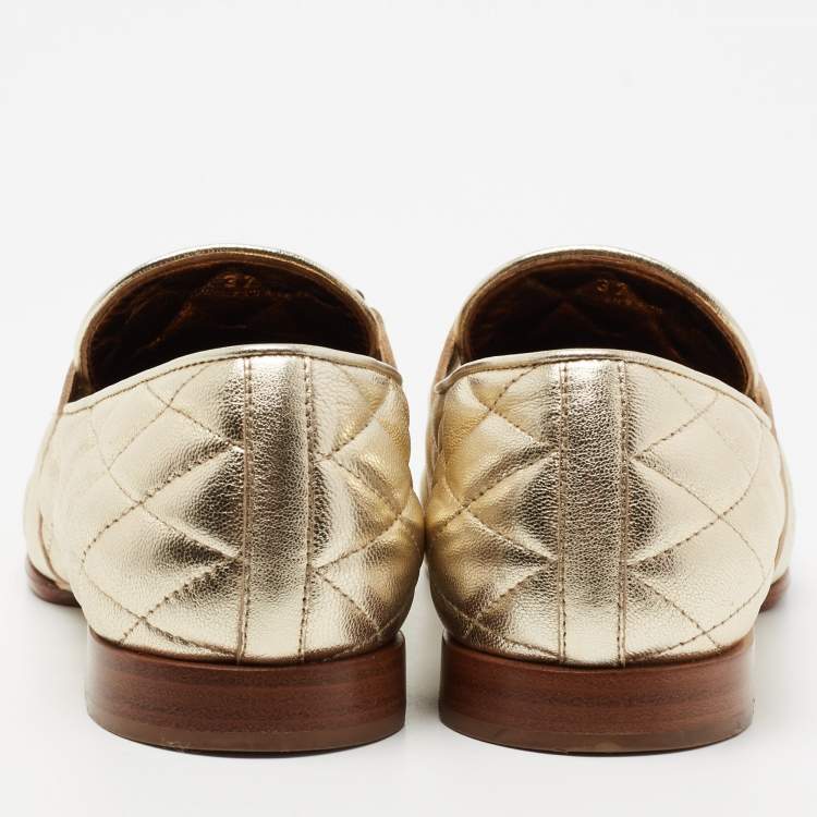 مملوكة مسبقًا Tod's Metallic Gold Quilted Leather Double T Loafers Size 37