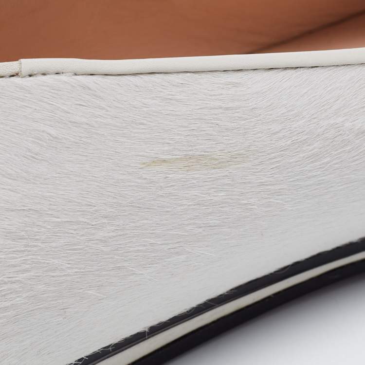 Pre Owned Tod's White Calf Hair Ballet Flats Size 37