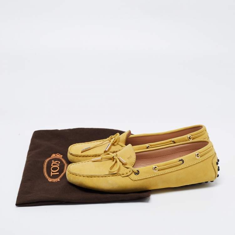 Pre Owned Tod's Yellow Suede Bow Loafers Size 38