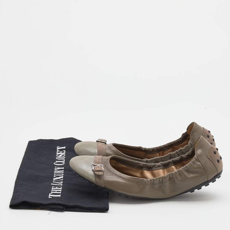 Pre Owned Tod's Taupe /Grey Leather and Suede Scrunch Ballet Flats Size 38.5