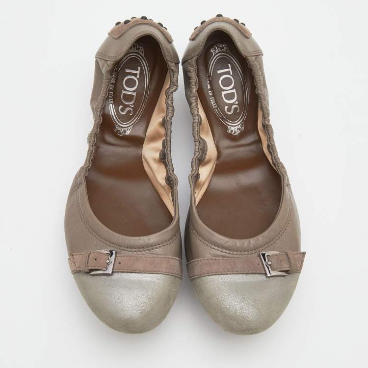 Pre Owned Tod's Taupe /Grey Leather and Suede Scrunch Ballet Flats Size 38.5
