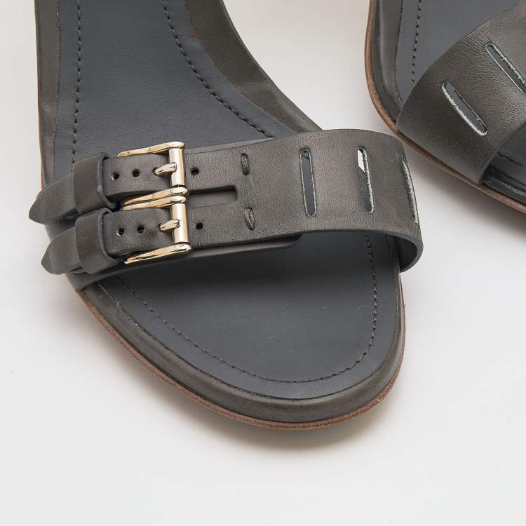 Pre Owned Tod's Grey Leather Buckle Detail Ankle Strap Sandals Size 39