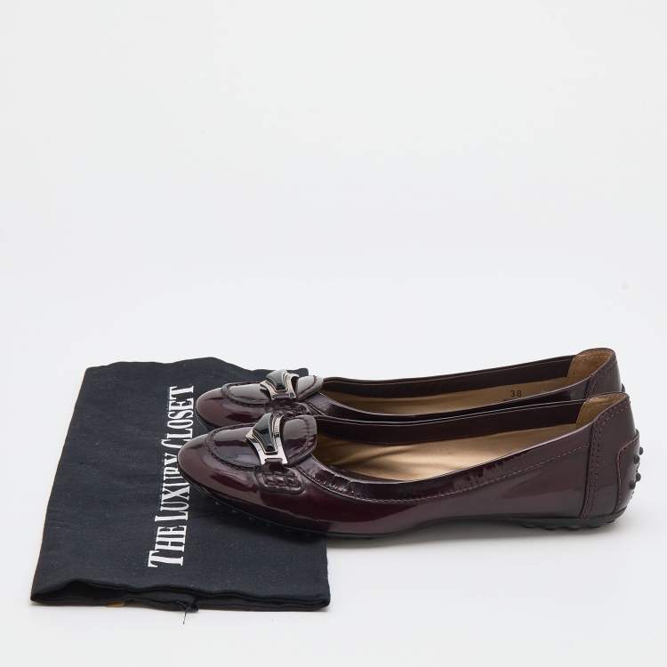 Pre Owned Tod's Burgundy Patent Leather Embellished Ballet Flats Size 38