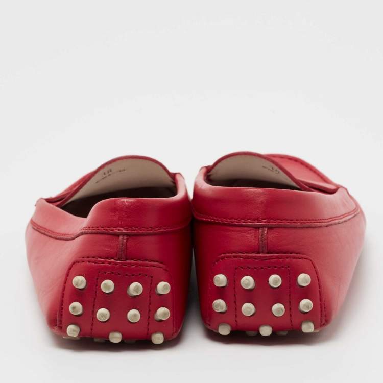 مملوكة مسبقًا Tod's Pink Leather Penny Slip On Loafers Size 38
