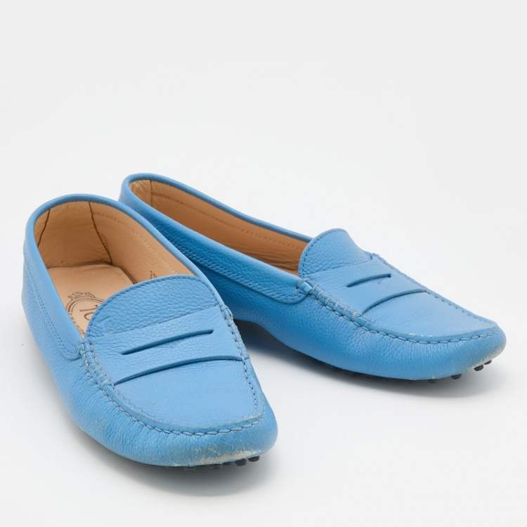 مملوكة مسبقًا Tod's Blue Leather Gommino Slip On Loafers Size 37.5