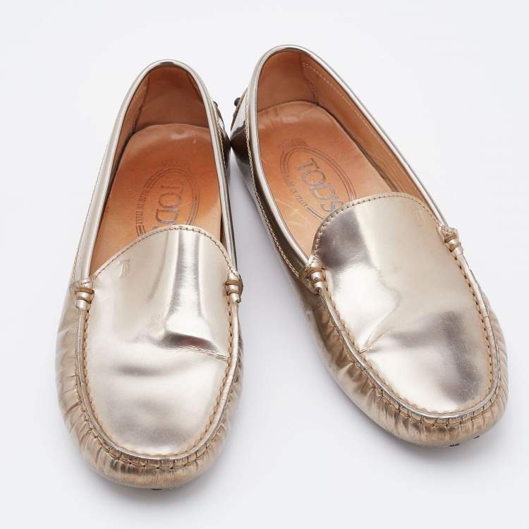 Pre Owned Tod's Light Gold Patent Leather Gommini Slip On Loafers Size 35