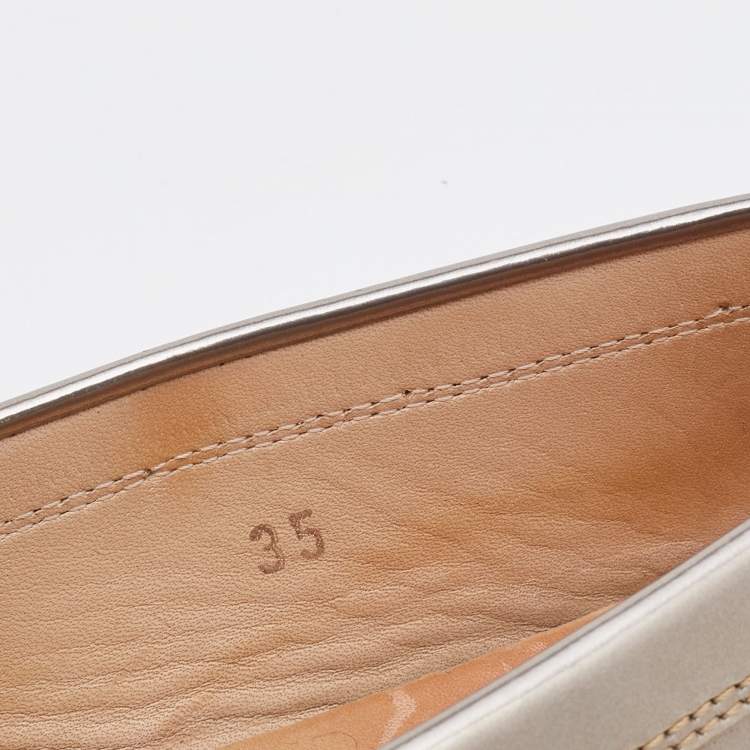 Pre Owned Tod's Light Gold Patent Leather Gommini Slip On Loafers Size 35