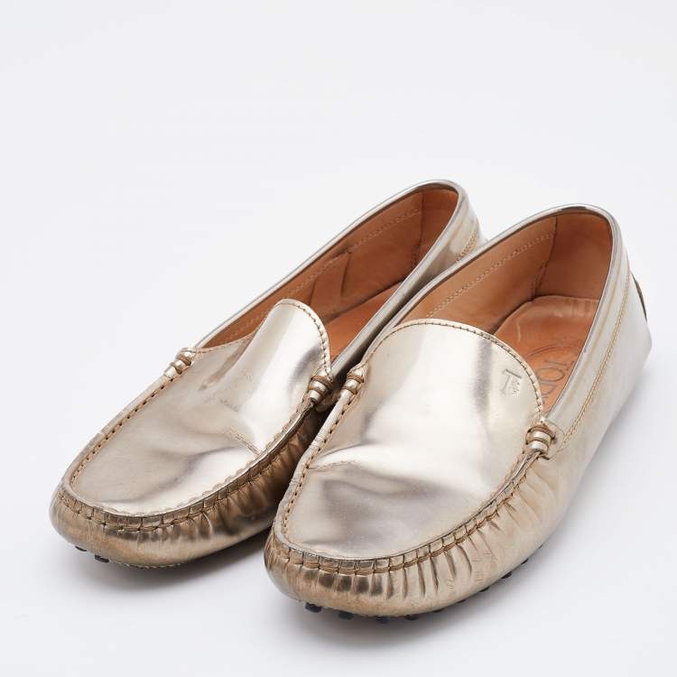Pre Owned Tod's Light Gold Patent Leather Gommini Slip On Loafers Size 35
