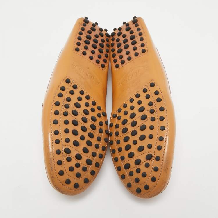 مملوكة مسبقًا Tod's Brown Patent Leather Gommini Penny Loafers Size 38.5 