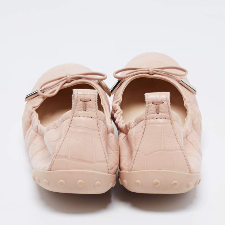 Pre Owned Tod's Pink Croc Embossed Leather Bow Srunch Ballet Flats Size 37