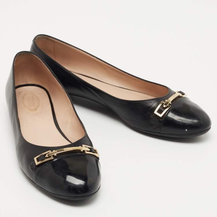 Pre Owned Tod's Black Patent and Leather Cap Toe Buckle Ballet Flats Size 41